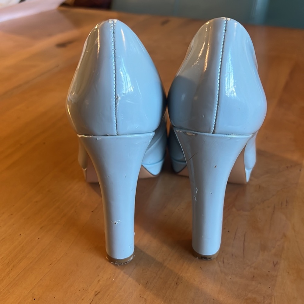 Blue Pumps - Picture 5 of 5